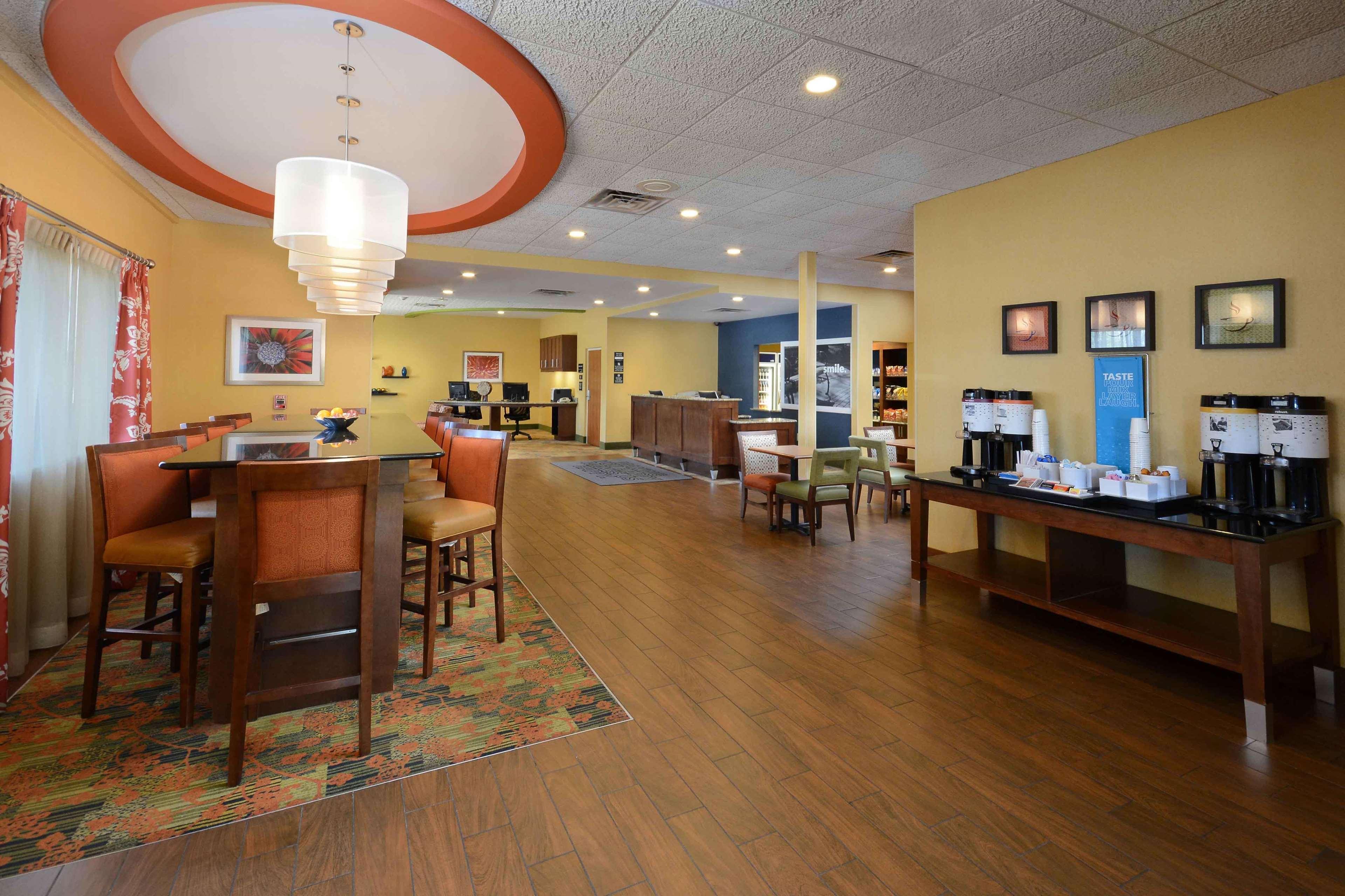 Hampton Inn Fayetteville Fort Bragg Esterno foto