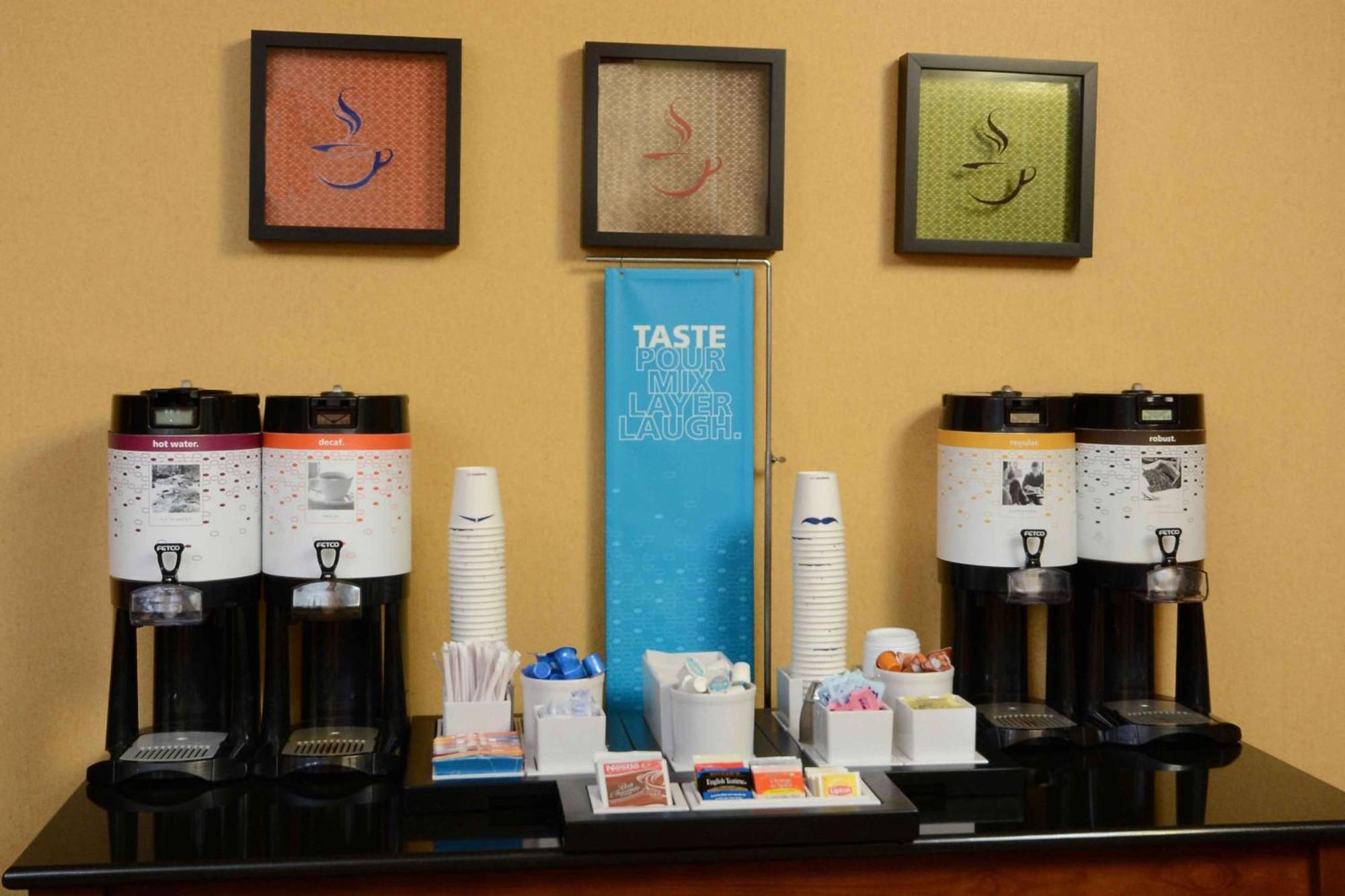 Hampton Inn Fayetteville Fort Bragg Esterno foto