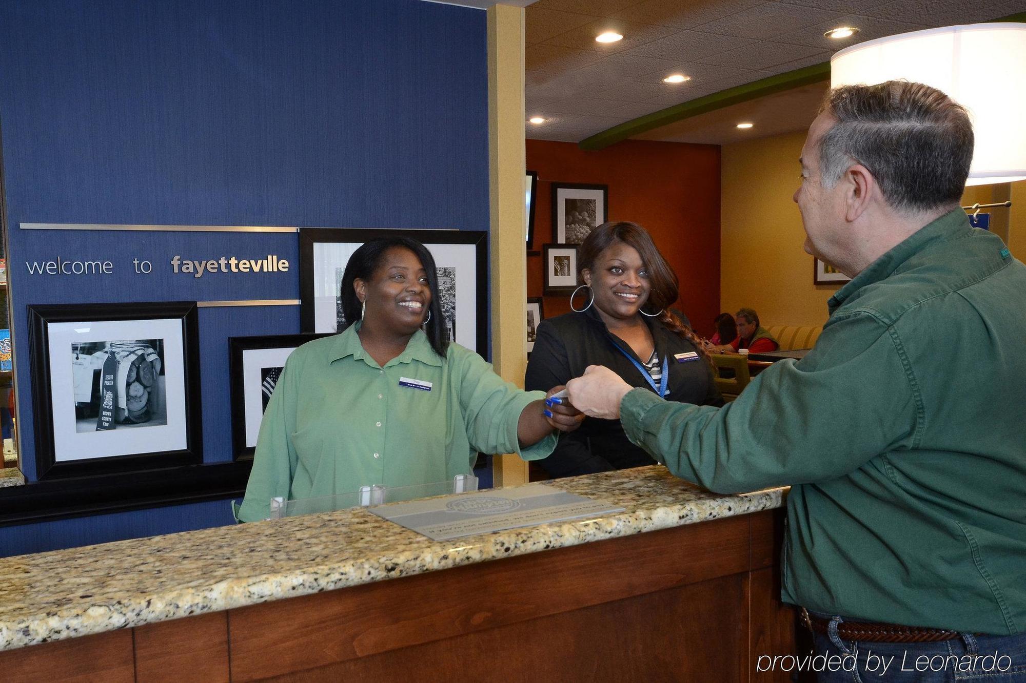 Hampton Inn Fayetteville Fort Bragg Esterno foto