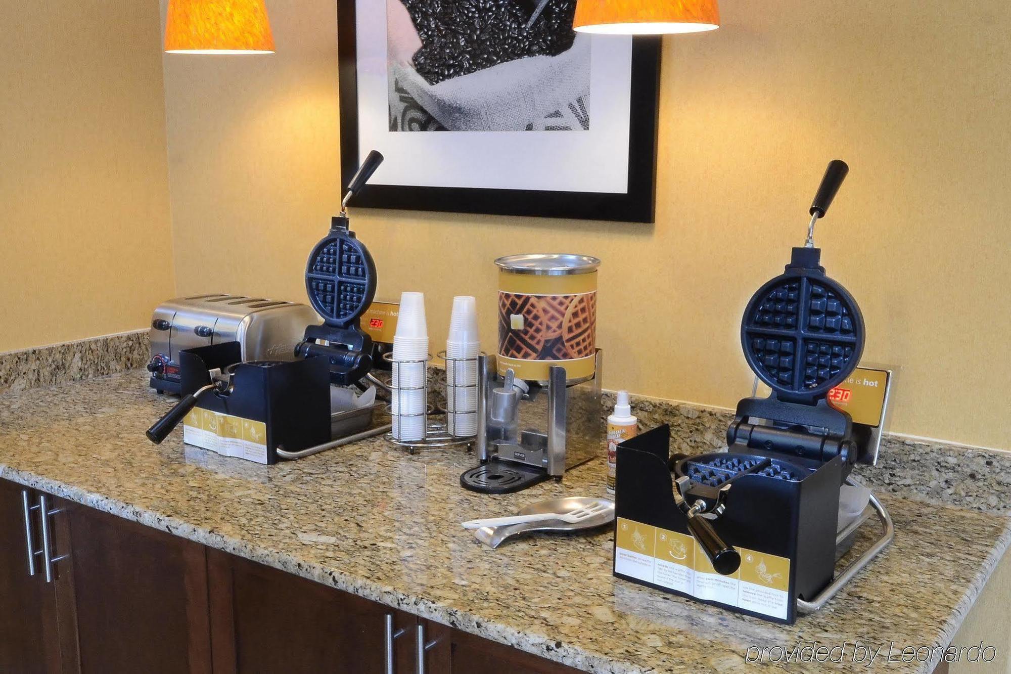 Hampton Inn Fayetteville Fort Bragg Esterno foto