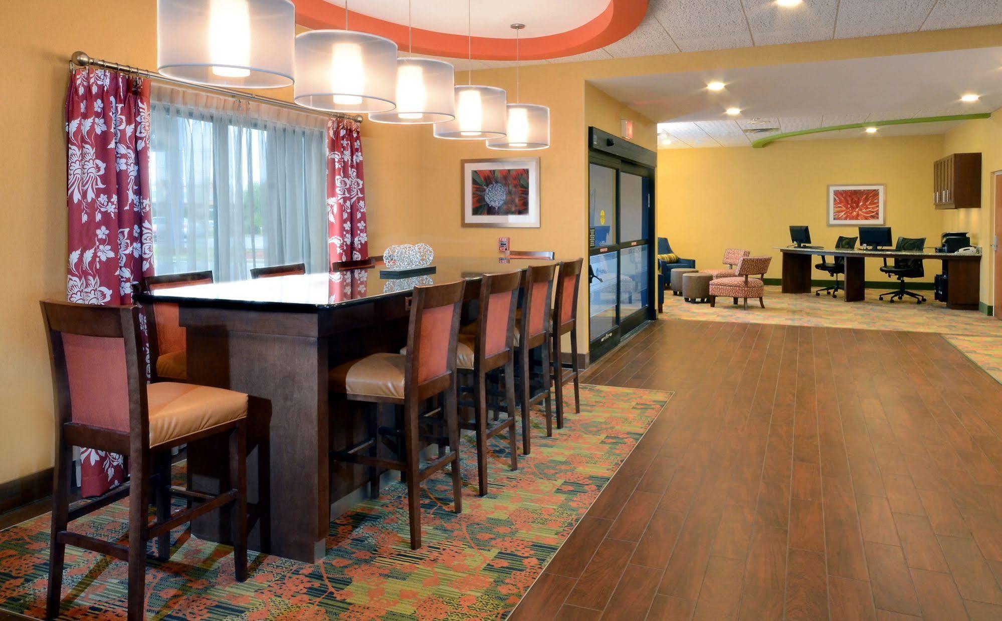 Hampton Inn Fayetteville Fort Bragg Esterno foto