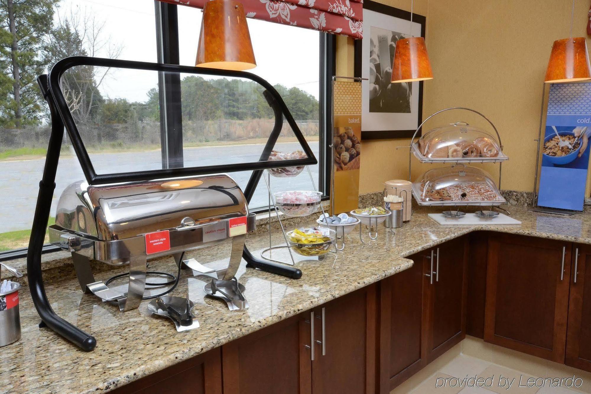 Hampton Inn Fayetteville Fort Bragg Esterno foto